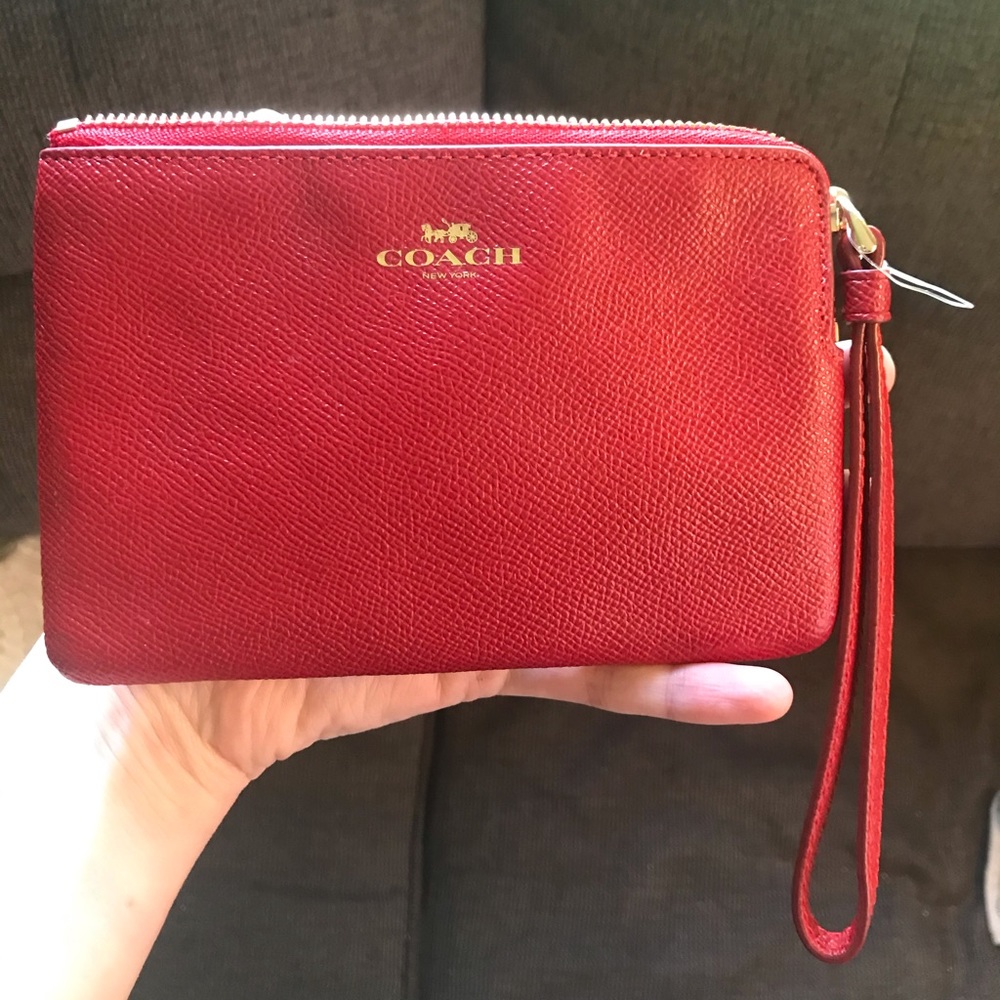Coach Wristlet in Red